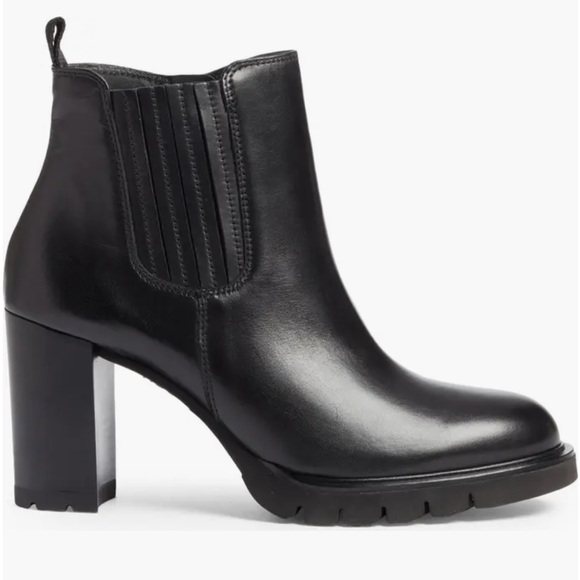 Paul Green Sahara Block Heel Chelsea Boot (Women) New